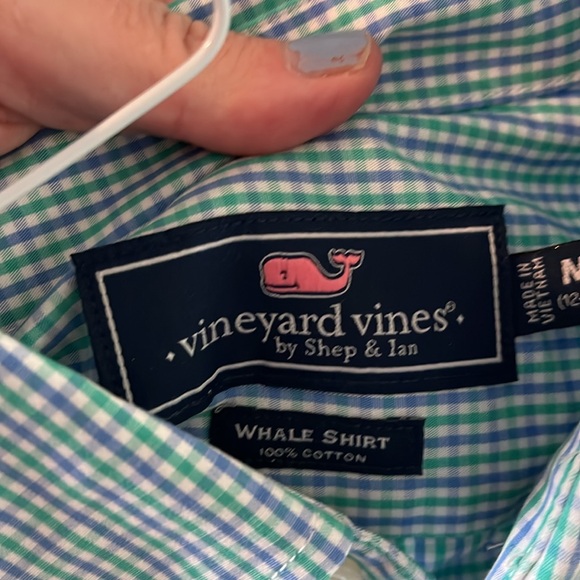 Boys Vineyard Vines dress shirt medium excellent condition - Picture 4 of 6